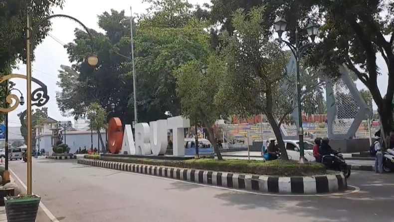 Libur Natal 2022, Wisatawan Serbu Taman Satwa Cikembulan
