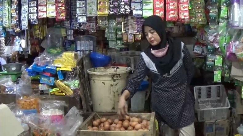 Harga Telur Ayam dan Cabai Rawit di Cilacap Merangkak Naik Jelang Nataru
