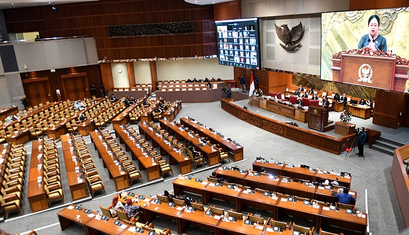 Deretan Kursi-Kursi Kosong saat Rapat Paripurna DPR - Bagian 3