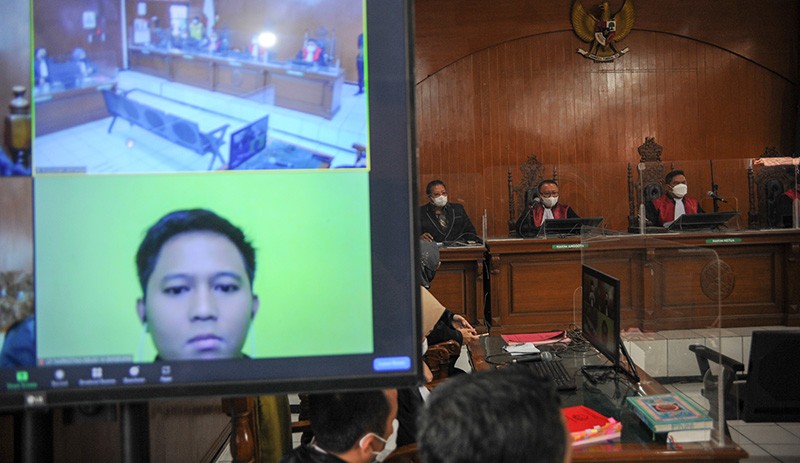 Doni Salmanan Divonis 4 Tahun Penjara Denda Rp1 Miliar - Bagian 2