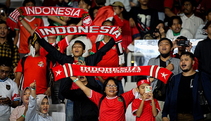 25.000 Lebih Supoter Dukung Timnas Indonesia di Stadion GBK - Bagian 1