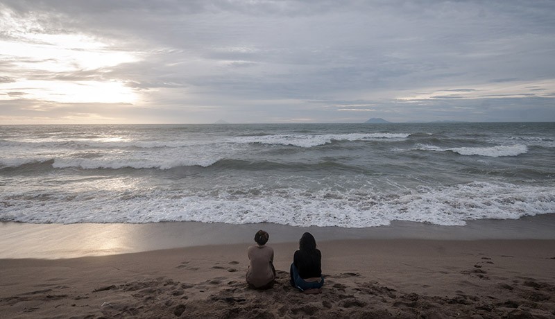 Dampak Gelombang Tinggi, Kawasan Pantai Anyer Sepi Wisatawan - Bagian 1
