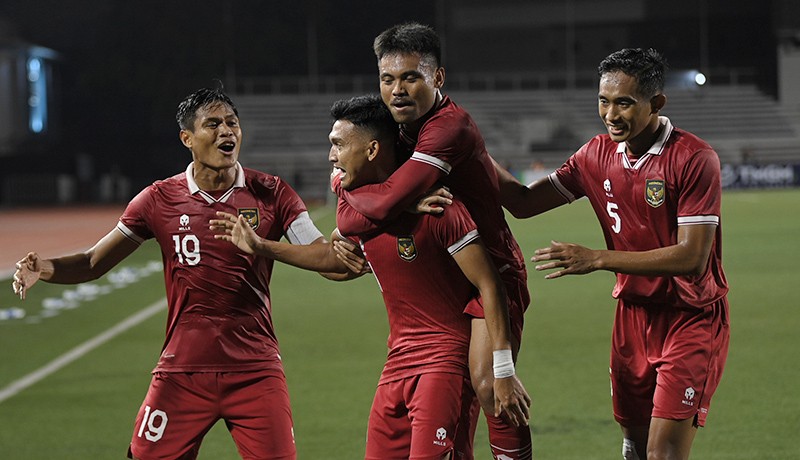 Bertandang ke Manila, Timnas Indonesia Kalahkan Filipina 2-1 - Bagian 1