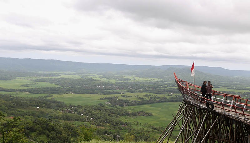 Menikmati Keindahan Alam Geopark Ciletuh dari Bukit Darma - Bagian 3