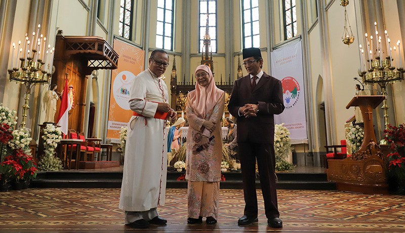 Istri PM Malaysia Azizah Anwar Ibrahim Kunjungi Masjid Istiqlal dan Gereja Katedral - Bagian 2