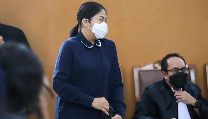 Putri Candrawathi Diperiksa sebagai Terdakwa Kasus Pembunuhan Brigadir J - Bagian 1