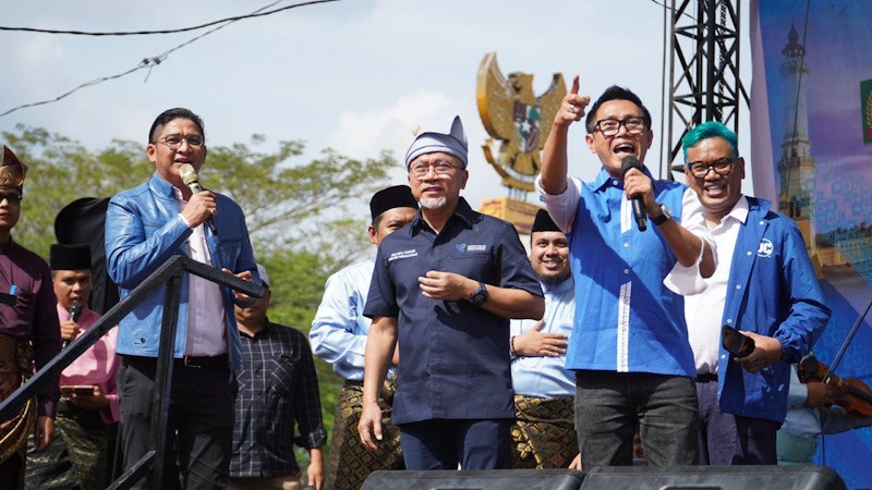 Zulhas Ajak Erick Thohir, Uya Kuya, hingga Pasha Ungu Ramaikan HUT 273 Langkat    - Bagian 5