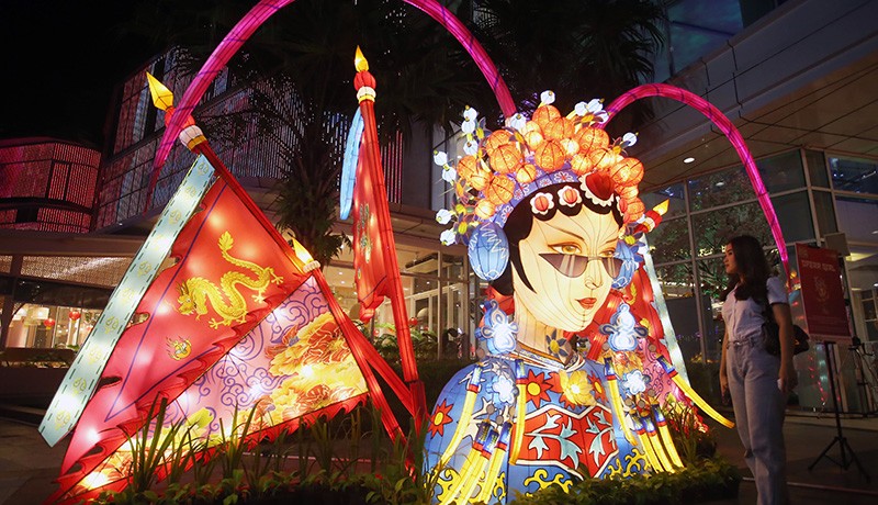 Festival Lampion Terbesar se-Indonesia Tampilkan Karakter Kelinci Raksasa - Bagian 3