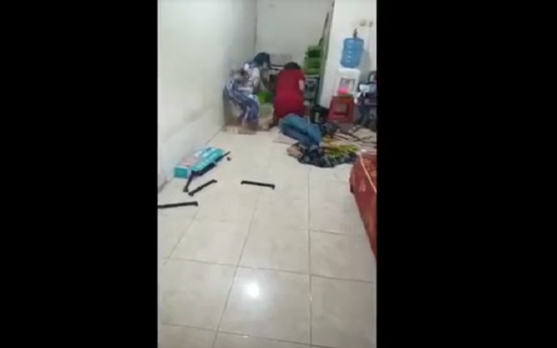 Viral Video Pemuda Dikeroyok Waria hingga Babak Belur, Ini Penyebabnya