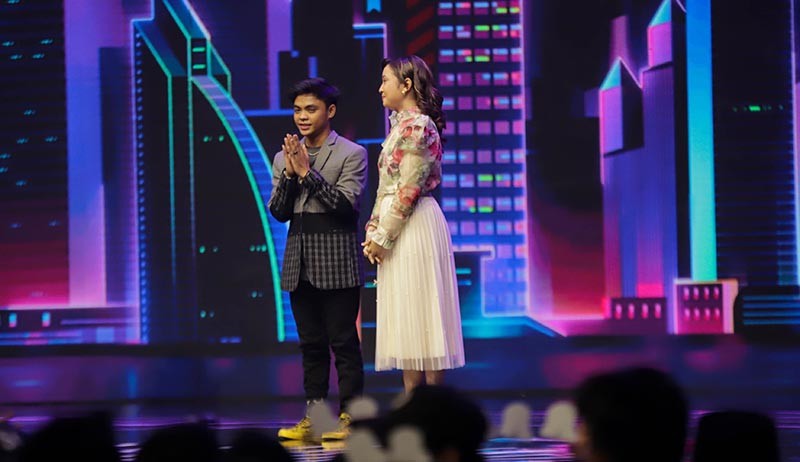 Airlangga dan Bunga Angkat Koper, Tersingkir pada Final Showcase Indonesian Idol - Bagian 2