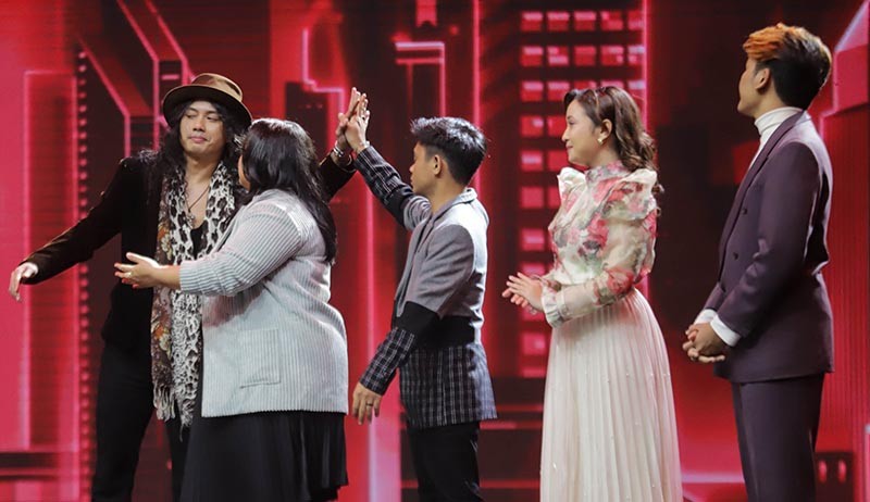 Airlangga dan Bunga Angkat Koper, Tersingkir pada Final Showcase Indonesian Idol - Bagian 5