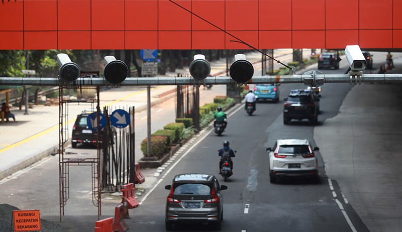 Tilang Elektronik Rekam 12.000 Pelanggaran per Hari di DKI Jakarta - Bagian 2