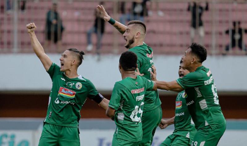 Hasil Pertandingan PSS Sleman Vs Arema FC: Elang Jawa Terkam Singo Edan 2-0