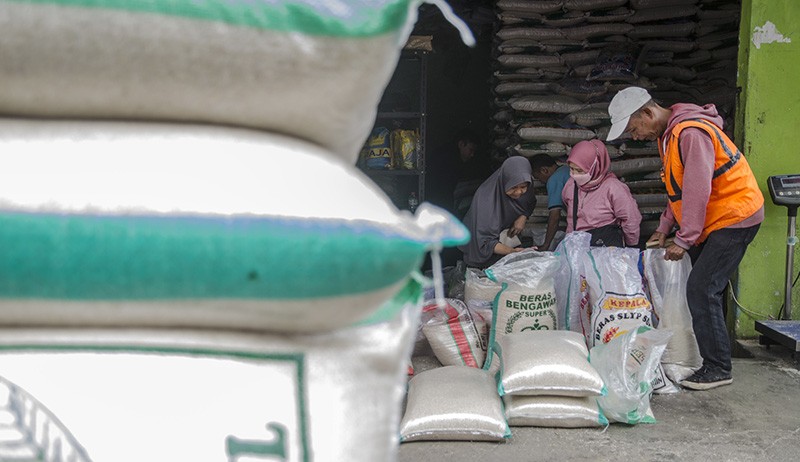 Harga Beras Jakarta dan Bandung Terus Naik - Bagian 1