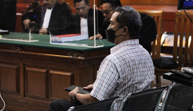 Sidang Tragedi Kanjuruhan, Ketua Panpel Dituntut 6 Tahun 8 Bulan Penjara - Bagian 2