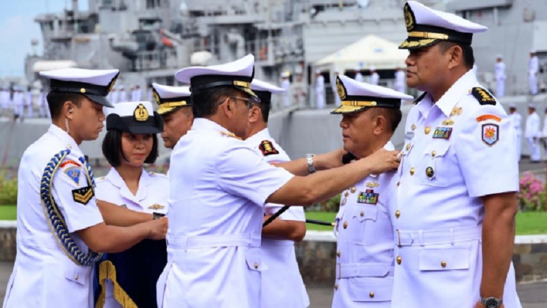 Sertijab, Kolonel Laut I Putu Darjatna Jabat Danlantamal VII