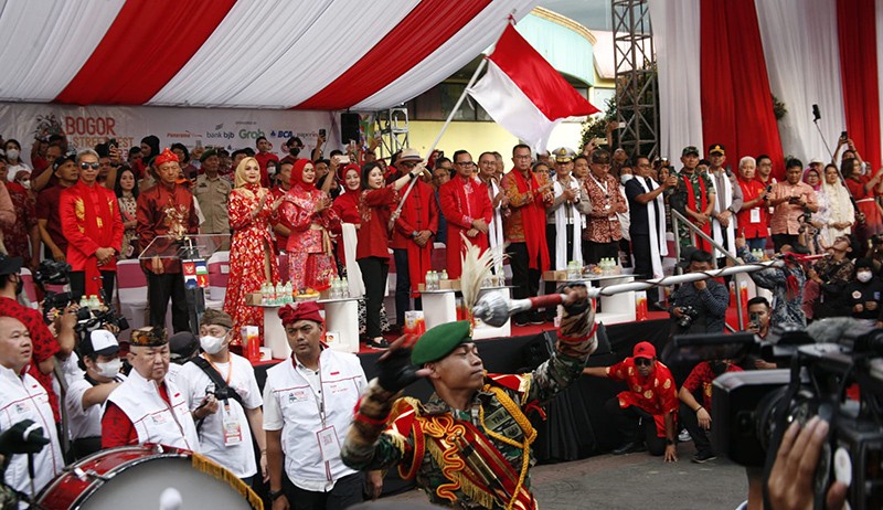 Wamenparekraf Angela Tanoesoedibjo Hadiri Perayaan Cap Go Meh di Bogor - Bagian 1