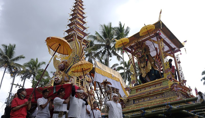 Upacara Ngaben Putra Bungsu Pahlawan Nasional I Gusti Ngurah Rai - Bagian 2