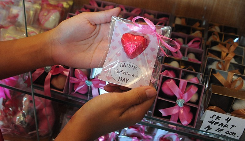 Permintaan Cokelat Valentine Meningkat Jelang Hari Kasih Sayang - Bagian 1