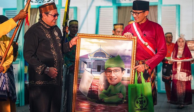 Sandiaga Uno Dianugerahi Gelar Pangeran oleh Kerajaan Mempawah - Bagian 2
