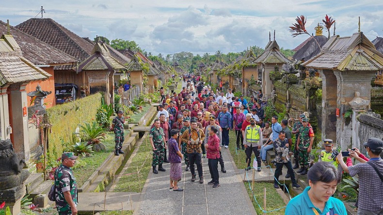 Bukan Piknik, Bobby Nasution Boyong Camat Medan Studi Banding ke Desa Terbersih di Dunia