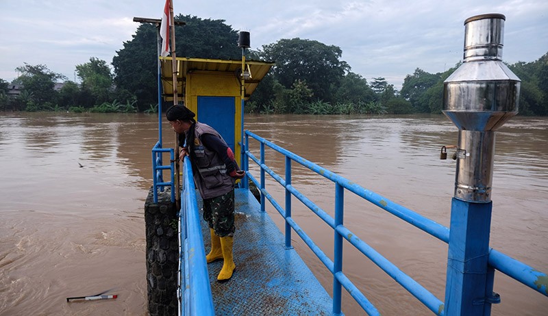 Foto-Foto Banjir Kota Solo, Lebih dari 10.000 Jiwa Terdampak - Bagian 4