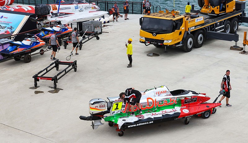 Melihat Kesibukan Kru F1 Powerboat di Danau Toba - Bagian 3