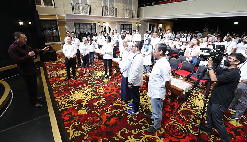 Hary Tanoe Sampaikan Pentingnya Tentukan Bisnis Model yang Tepat - Bagian 2