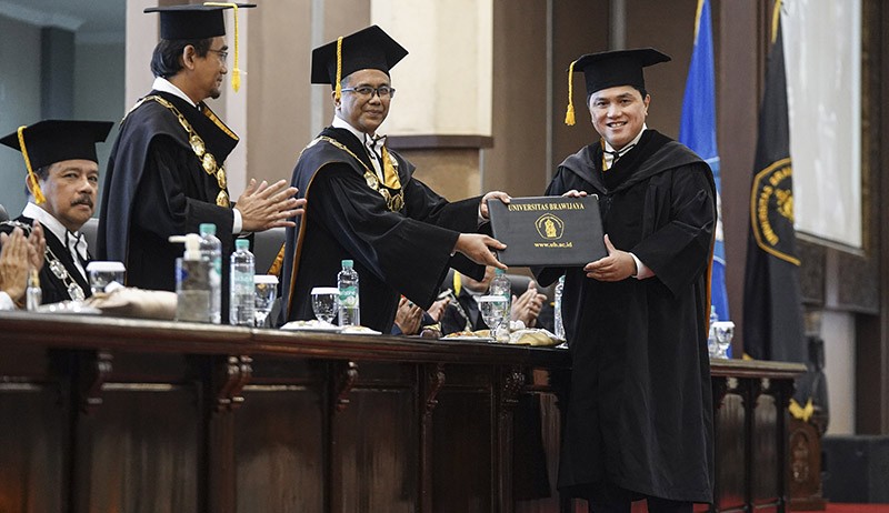Erick Thohir Terima Gelar Doktor Honoris Causa dari Universitas Brawijaya - Bagian 1