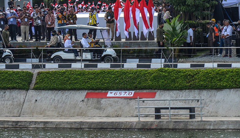 Presiden Jokowi Resmikan Kolam Retensi Andir - Bagian 1
