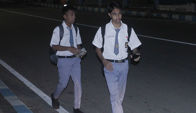 Mundur 30 Menit, Masuk Sekolah di NTT Kini 05.30 Pagi - Bagian 3