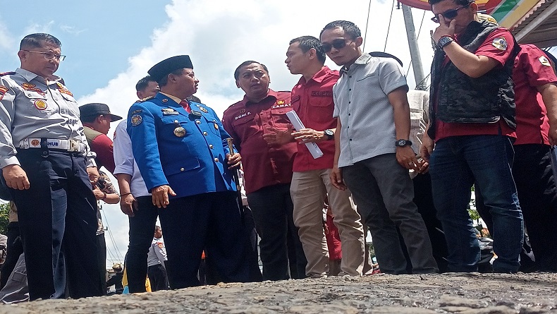 Netizen Tak Akan Sindir lagi Jalan Rusak di Majalengka, Pekan Depan Diperbaiki