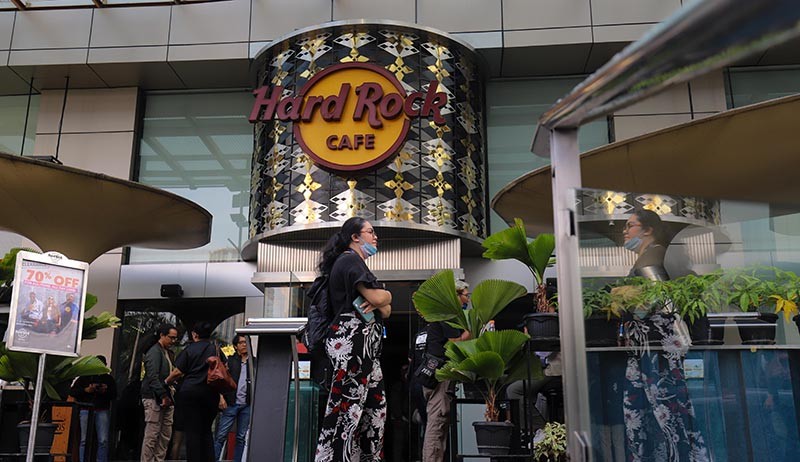 Suasana Hard Rock Cafe Jakarta yang Tutup 31 Maret 2023 - Bagian 1