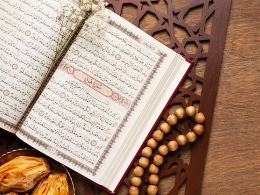 Hukum Tajwid Bacaan Surat An Nur Ayat 4, Penjelasan Lengkap Beserta Cara Bacanya