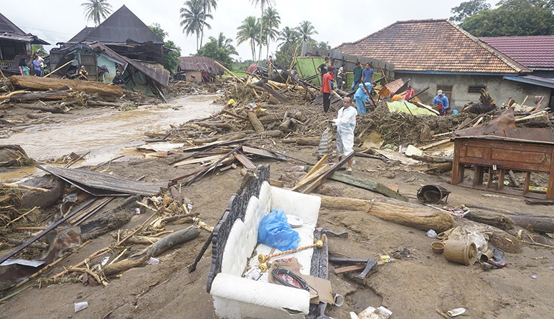 Banjir Bandang Kabupaten Lahat, Ratusan Orang Mengungsi - Bagian 2