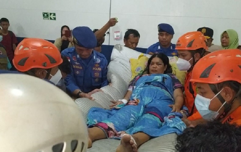 1 Korban Longsor Natuna Dievakuasi ke Kalbar, Dirawat di RSUD Pemangkat