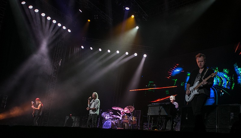 Foto-Foto Penampilan Deep Purple di Solo - Bagian 1