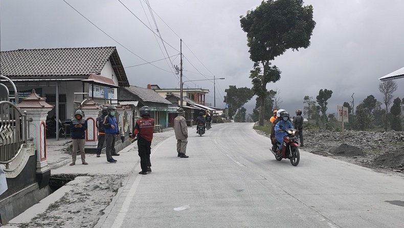 3 Desa di Boyolali Diguyur Hujan Abu Vulkanis Merapi, Begini Penampakannya