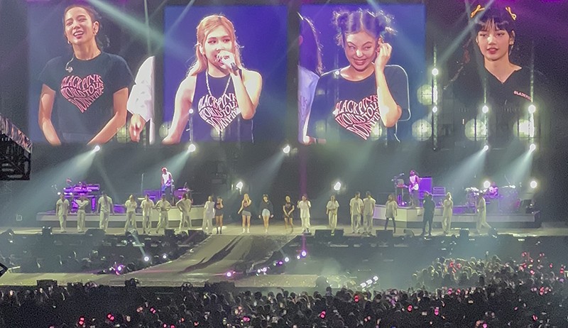 Merinding, Stadion GBK Dipenuhi Penonton Konser BLACKPINK - Bagian 3