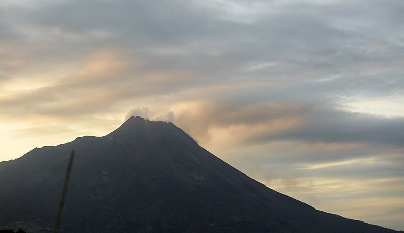 Aktivitas Gunung Merapi Rabu Pagi, Luncurkan Awan Panas 1,5 Km - Bagian 2