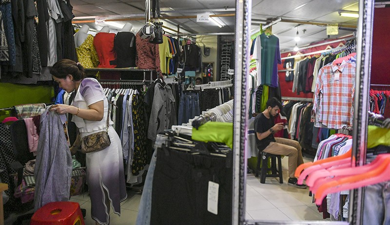 Ganggu Industri Tekstil, Pakaian Bekas Impor Dilarang Masuk Indonesia - Bagian 1