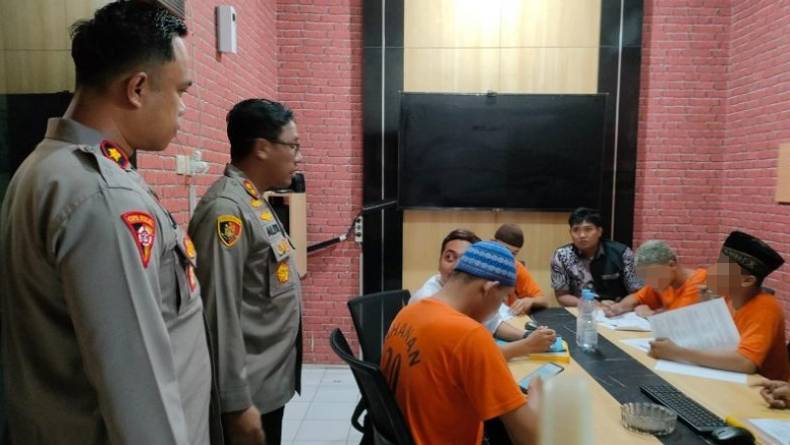 Terlibat Kasus Pelemparan Mobil GP Ansor, 4 Pelajar Ujian Sekolah di Mapolres Trenggalek