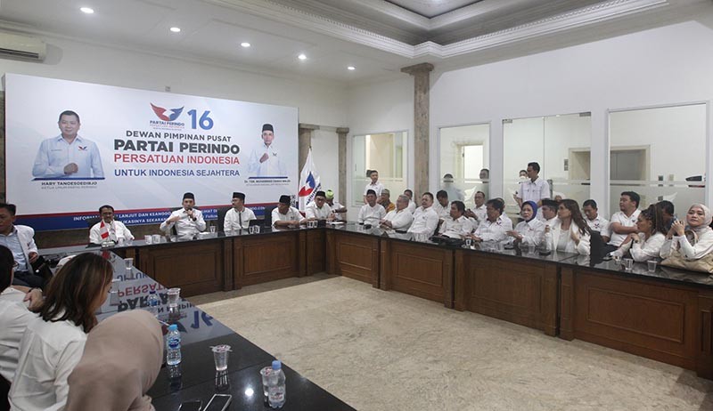 TGB Zainul Majdi Temui Kandidat Bacaleg Konvensi Rakyat Partai Perindo - Bagian 1