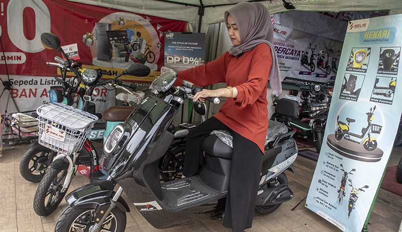 Subsidi Rp7 Juta untuk Pembelian Motor Listrik Mulai Hari Ini - Bagian 1