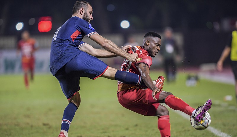 Arema FC Tersungkur di Stadion PTIK, Dikalahkan Bali United 1-3 - Bagian 2