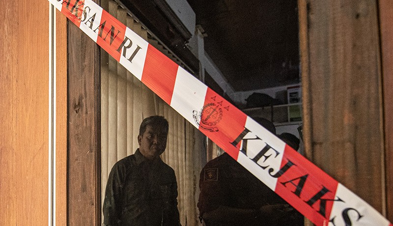 Kejaksaan Geledah Kantor KONI, Ruangan Langsung Disegel - Bagian 2