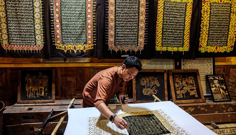 Pembuatan Batik Motif Tulisan Alquran - Bagian 1