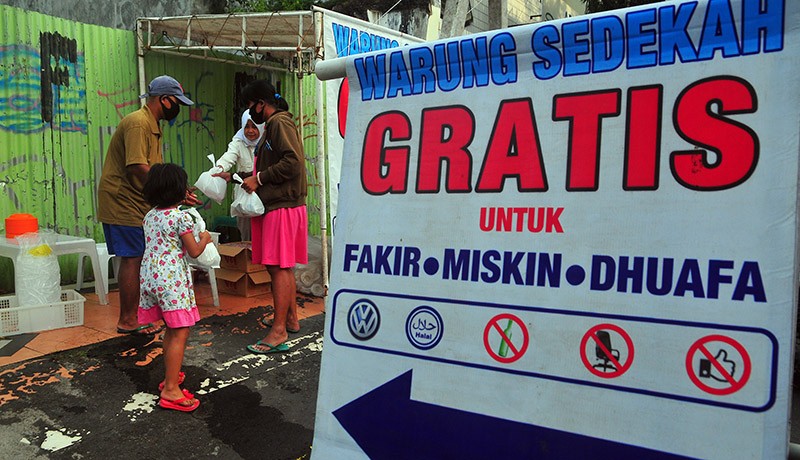 Warung Sedekah di Kudus Bagikan 350 Paket Makanan Gratis untuk Buka Puasa - Bagian 1