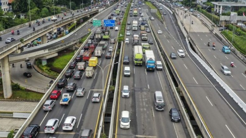 Puncak Arus Mudik Diprediksi 19 April, 32.906 Kendaraan Akan Tinggalkan Surabaya 