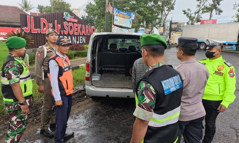 Jelang Lebaran, Polres Malang Gencar Razia Petasan dan Bahan Peledak